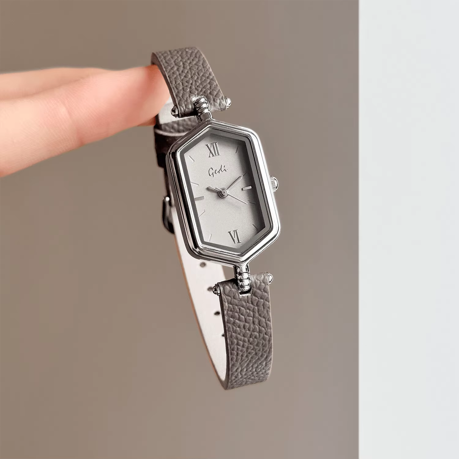 Montre hexagonale vintage pour femme, bracelet en cuir, chiffres romains minimalistes, montre-bracel