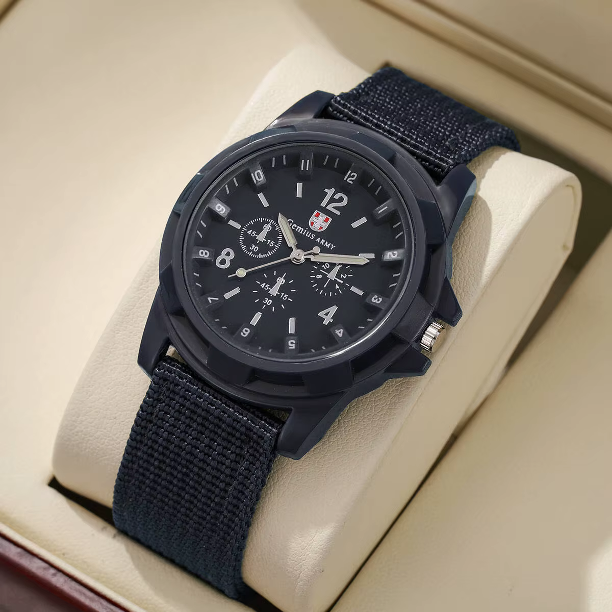 Montres militaires décontractées pour hommes, montre-bracelet de sport à quartz, bande en nylon, hor