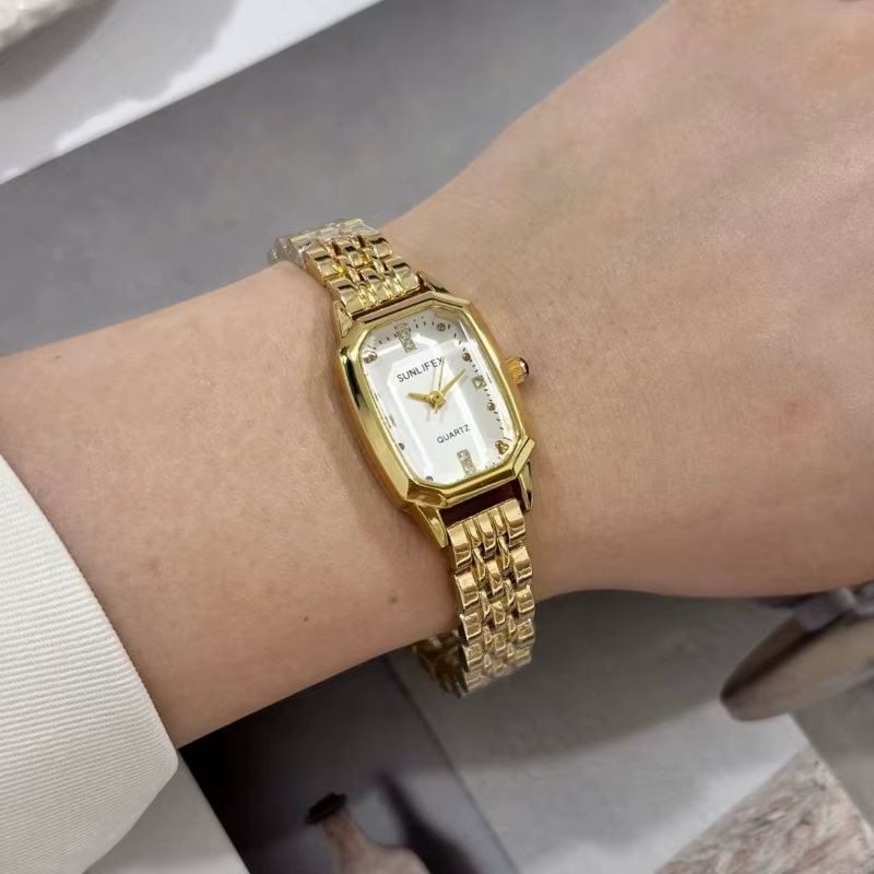 Vente chaude mode femmes minimaliste carré montre à Quartz marque de luxe en acier inoxydable montre