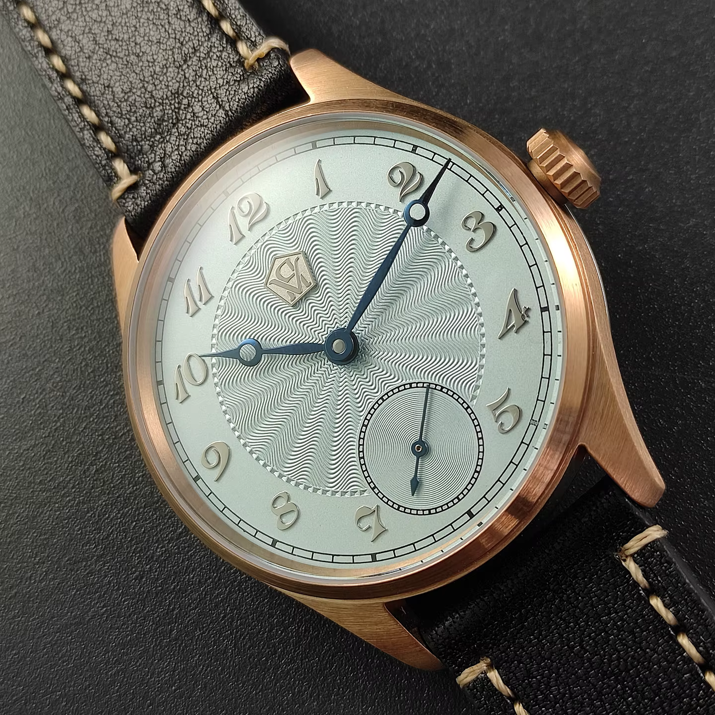 40.5 montre mécanique manuelle pour hommes étain Bronze Guilloché Surface tridimensionnelle argent c