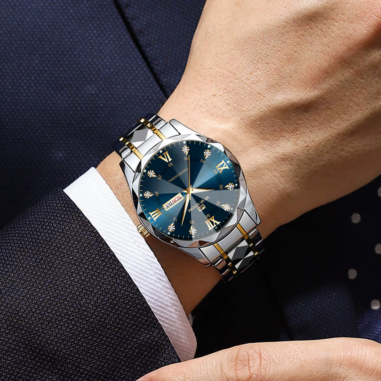 2024 Nouvelle montre pour hommes mode Rivet bracelet en acier inoxydable de luxe eau diamant diamant