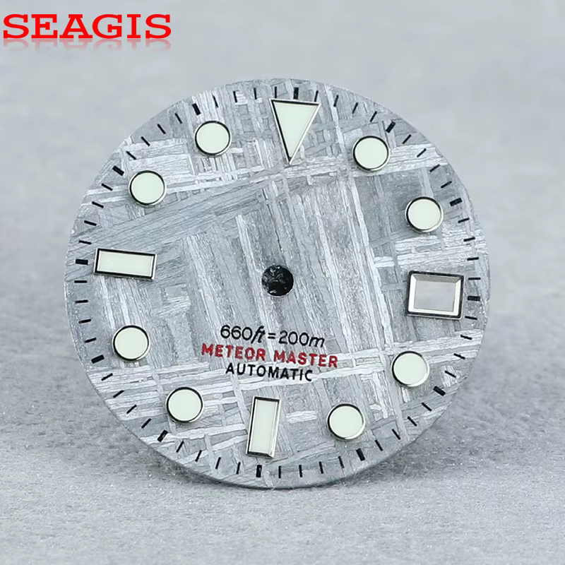 Cadran de montre SEAGIS en météorite naturelle 28,5 mm, mouvement NH35, luminescence bleu-vert inten
