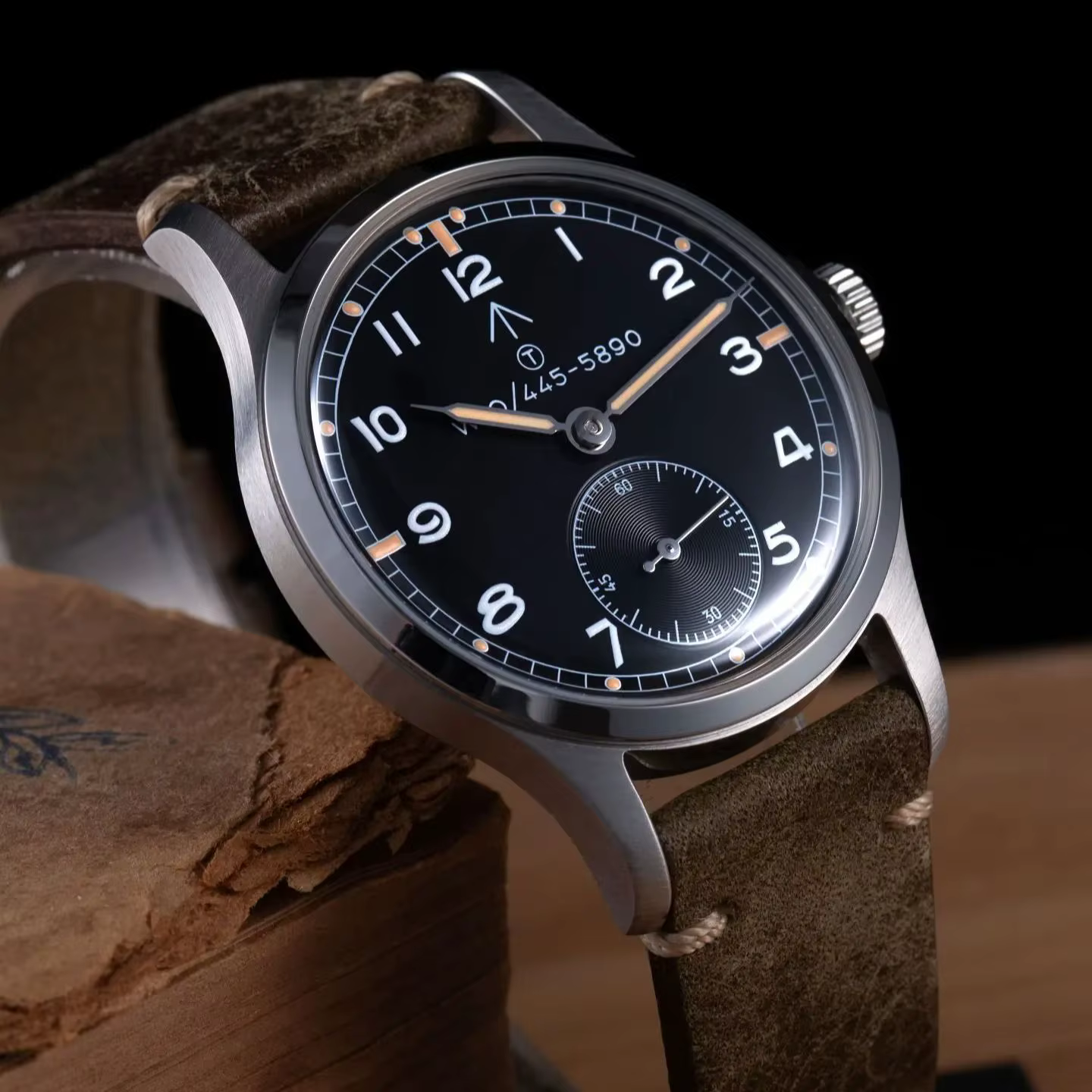 Hruodland F032 Montre Aviateur Homme 36MM Mouvement Quartz Pilote VD78 Étanche 5M BGW9 C3 Double Lum