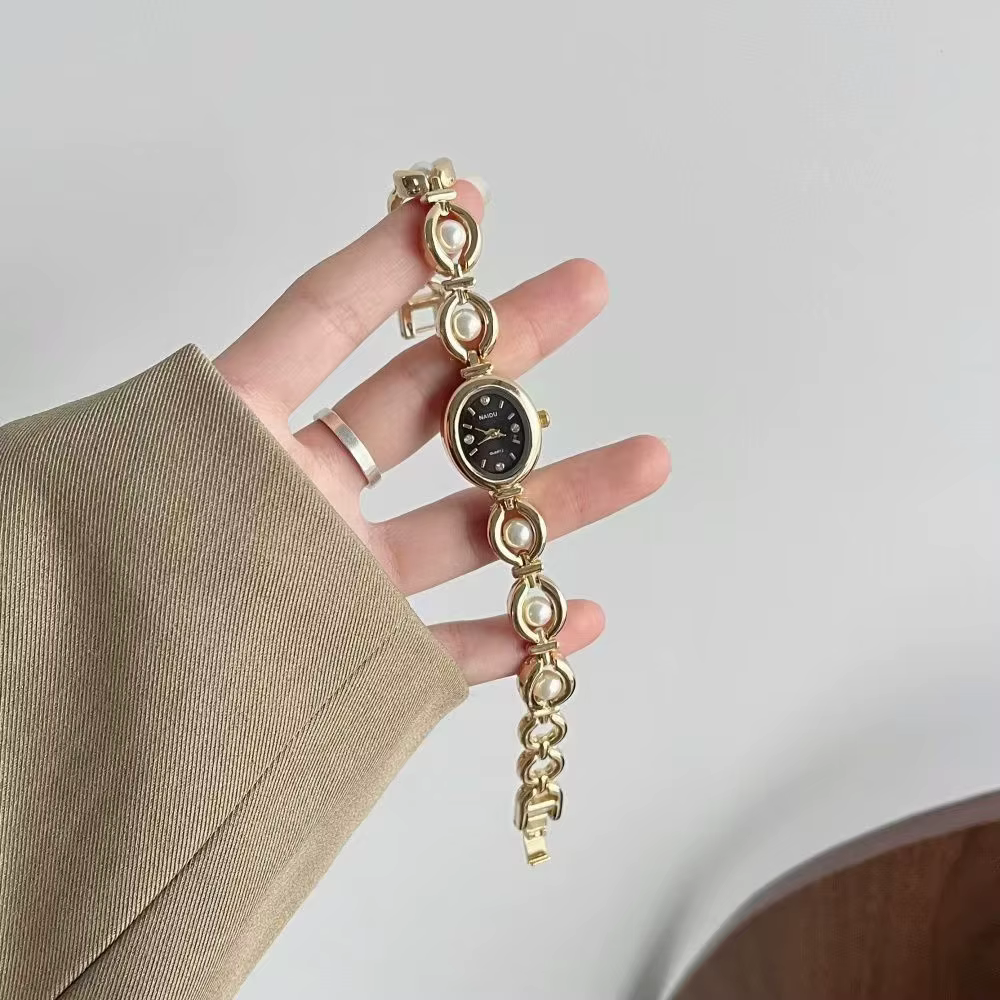Nouvelle offre spéciale ovale belles dames Vintage montres pour femme fille étudiant mignon élégant