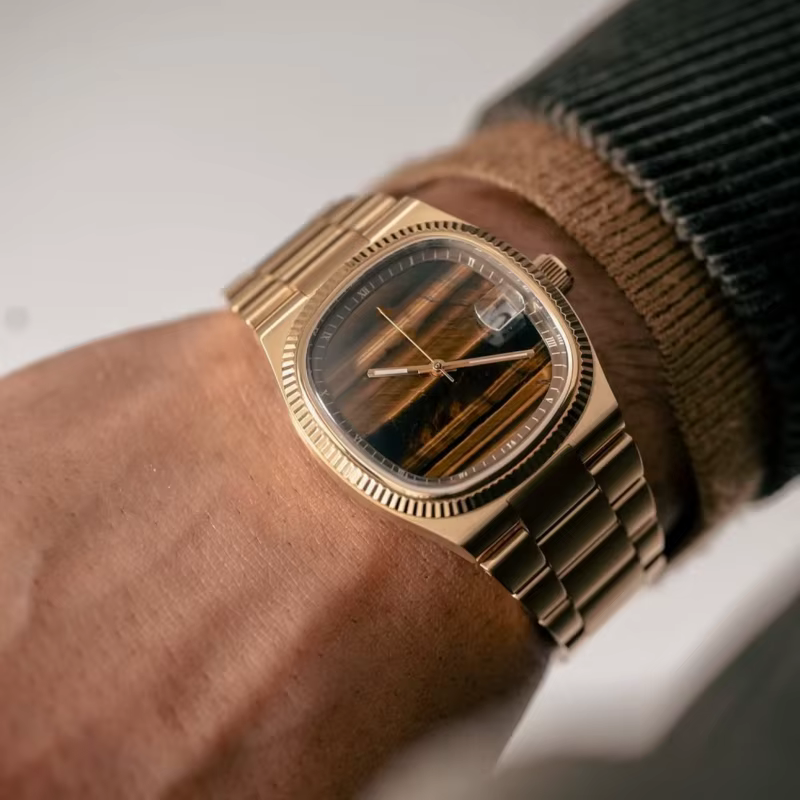 Montre carrée rétro pour homme, marque de luxe légère, cadeau authentique, nouvelle collection 2026,