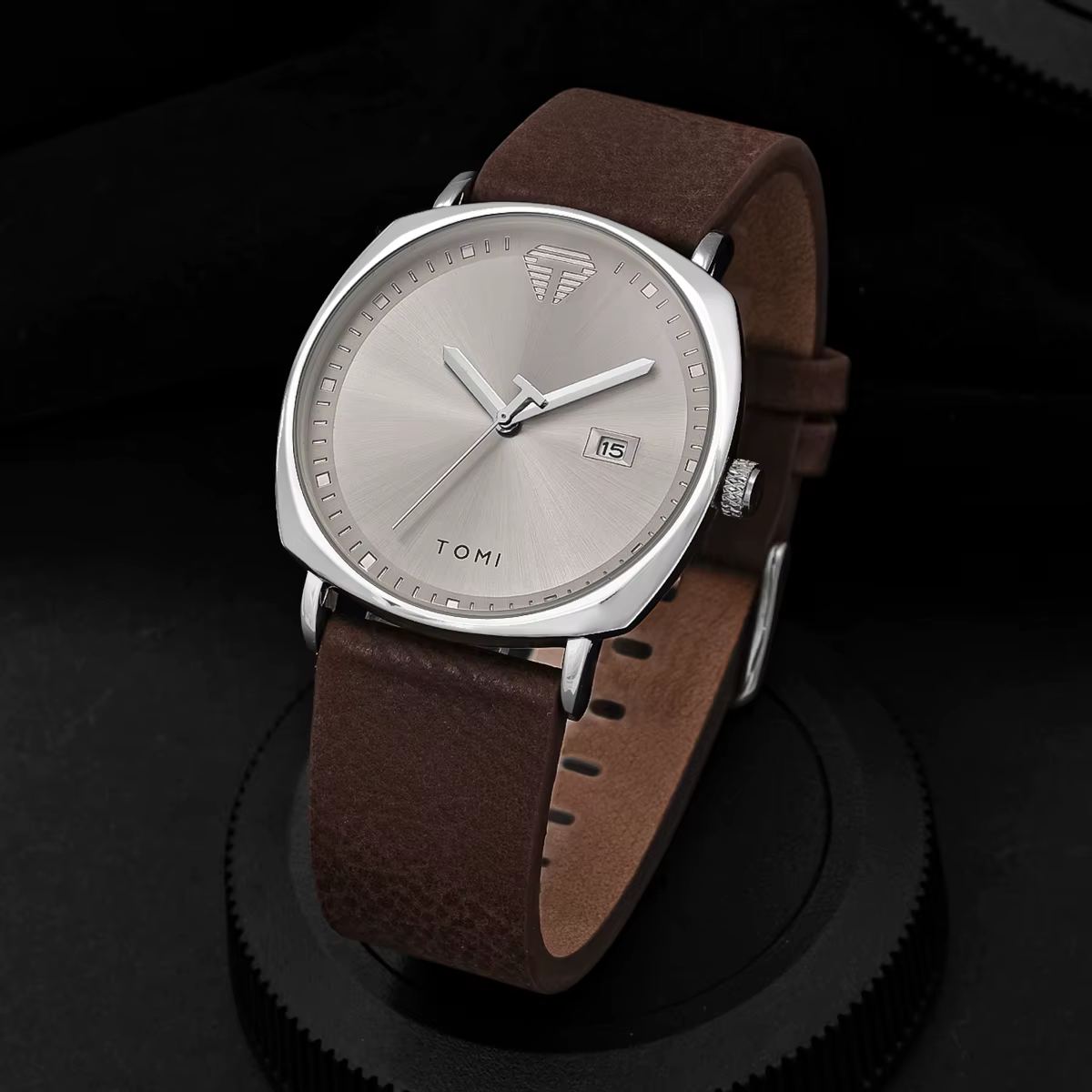 TOMI montre pour hommes minimaliste mode montre de sport calendrier cuir montre à quartz décontracté