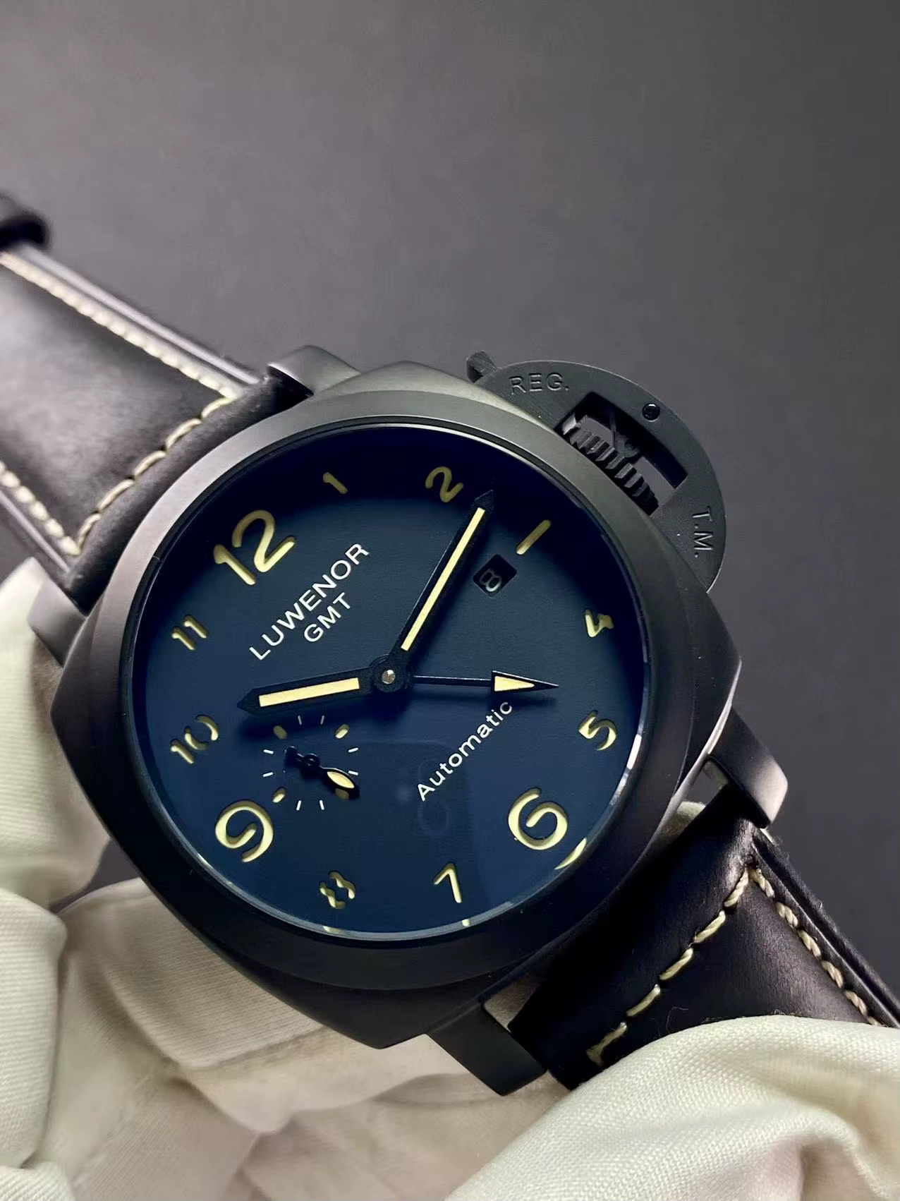 Montre sport GMT 44 mm, mouvement Seagull ST257, boîtier en acier céramique noir, étanche 100 m, lum