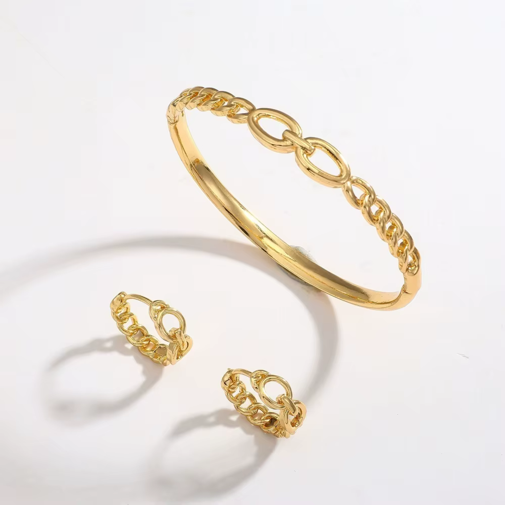 Ensemble de bracelet et bague en alliage plaqué or de luxe pour femmes, bijoux de mode exquis
