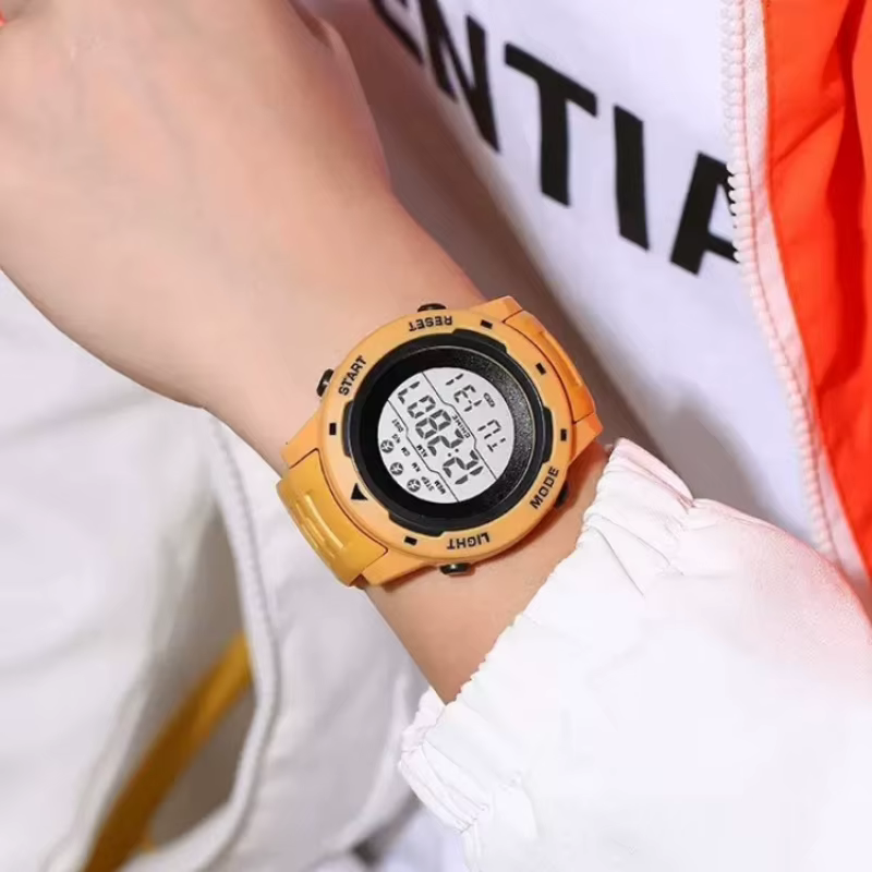 Montre électronique de sport, montre d'extérieur multifonctionnelle lumineuse à grand écran, montre 