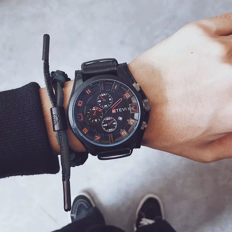 Montres rétro pour hommes, montre de luxe haut de gamme pour homme, bracelet en cuir PU, montre à qu