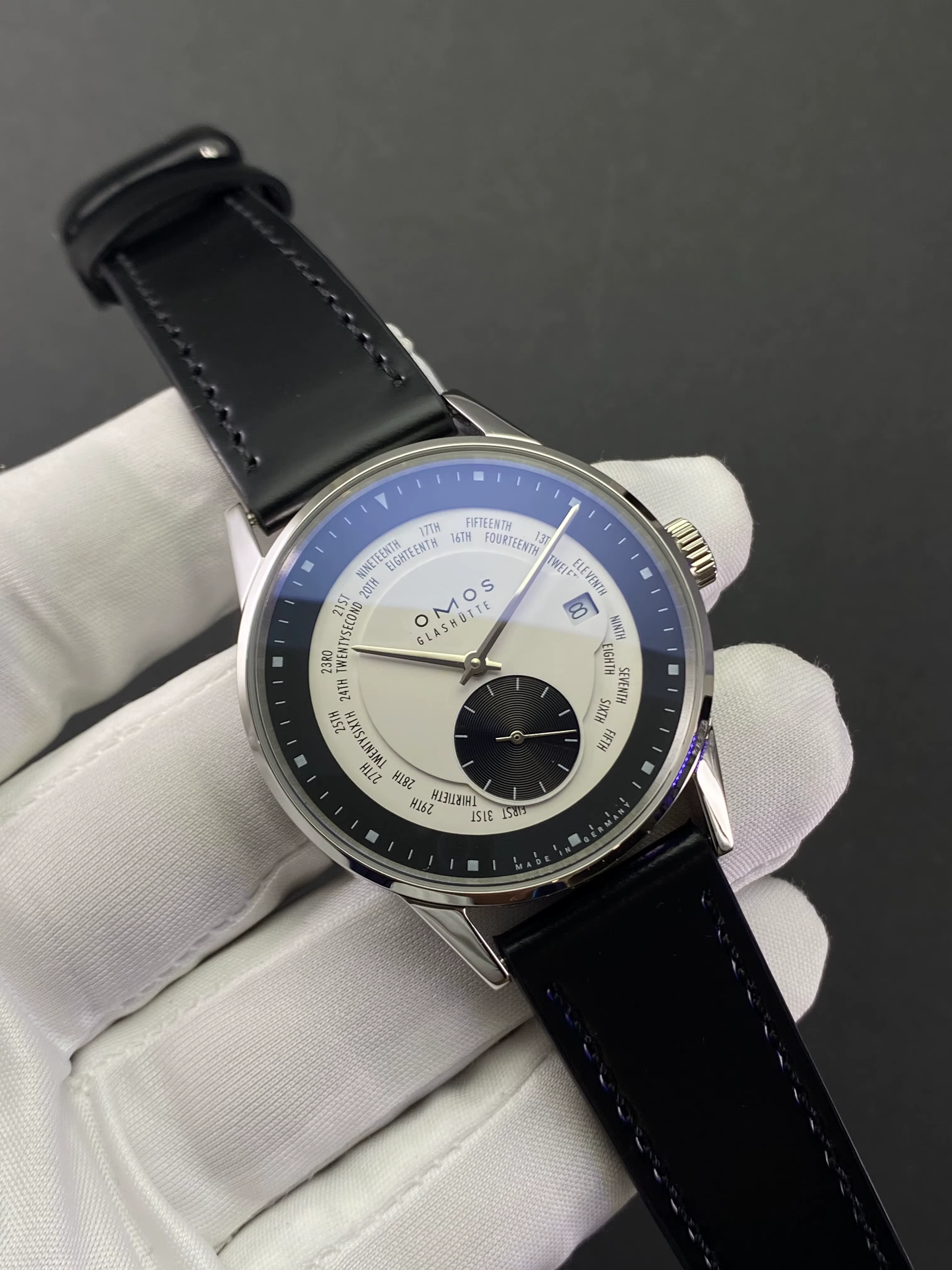 Bauhaus Design heure mondiale Style automatique mécanique montre pour hommes décontracté Gentleman m