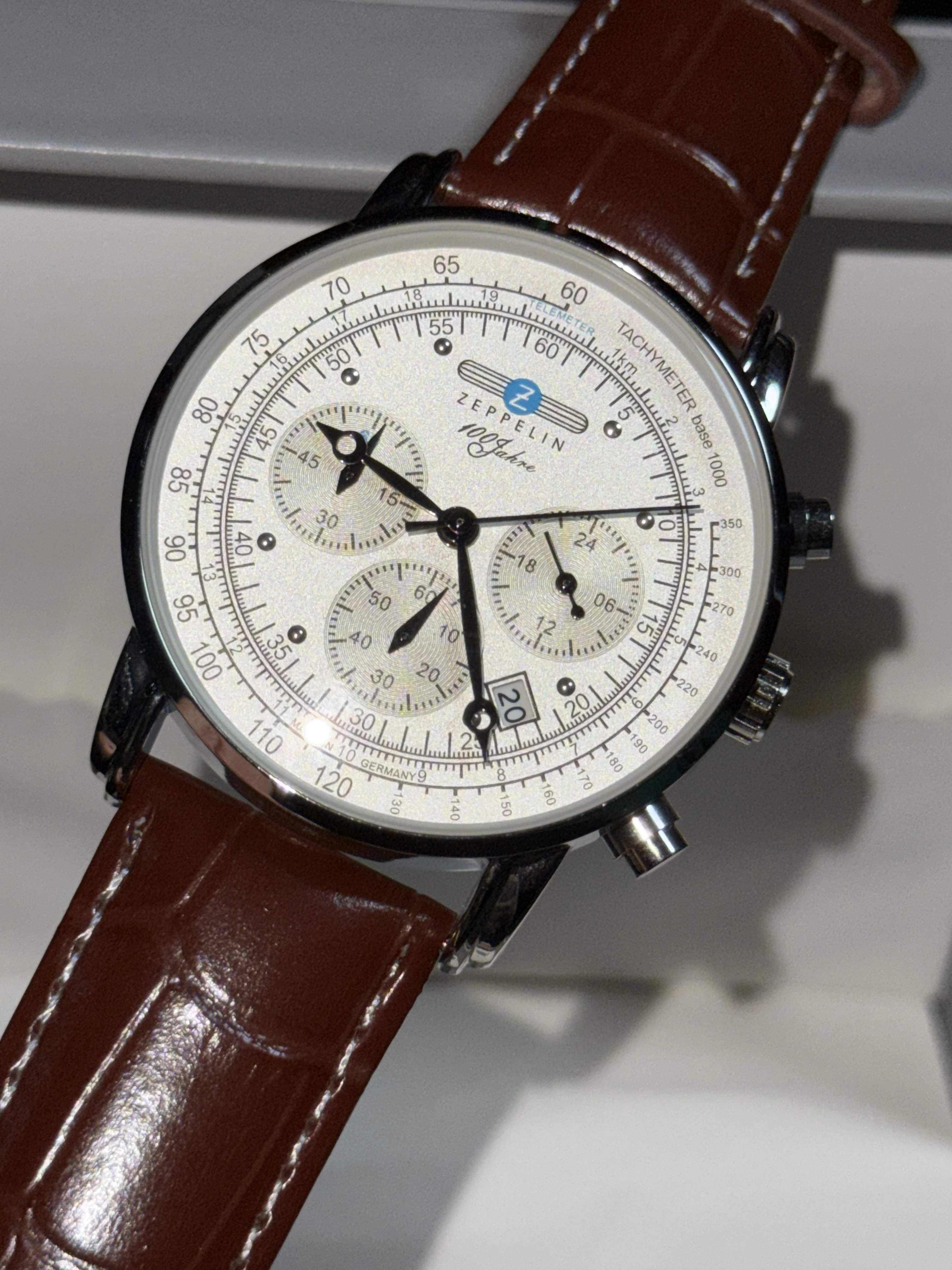 2025 nouvelle Version dirigeable Zeppelin montre commémorative pour hommes rétro affaires loisirs mo