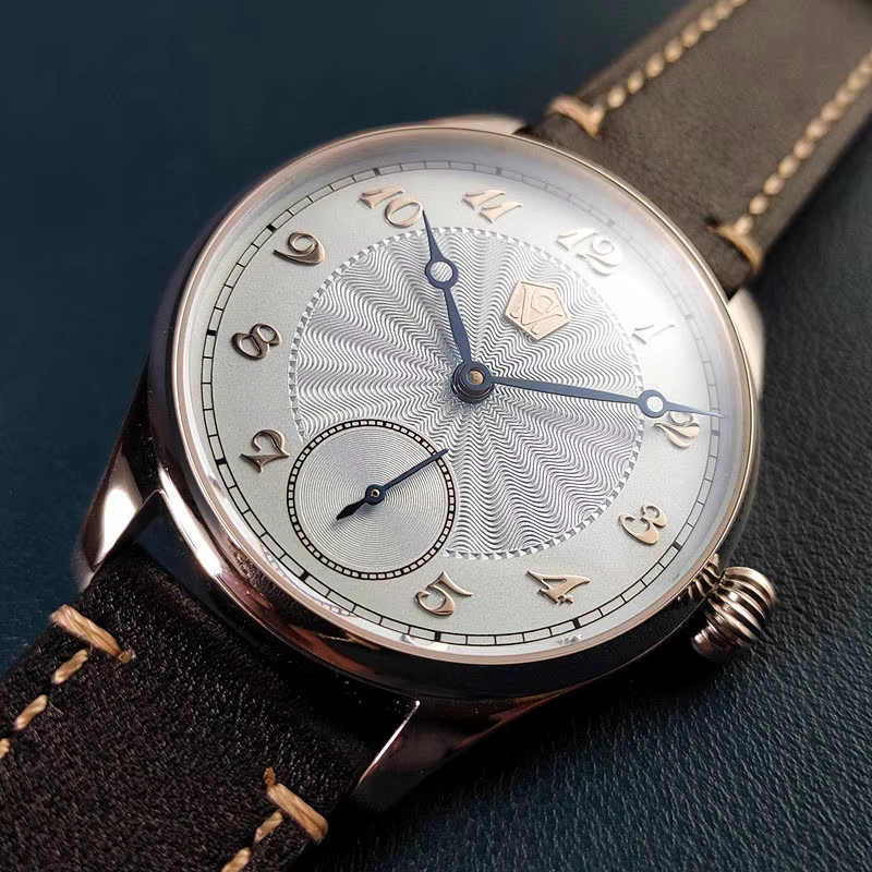 Montre mécanique manuelle de 40 mm avec cadran guilloché, index argentés 3D, aiguilles bleues, Sea-G