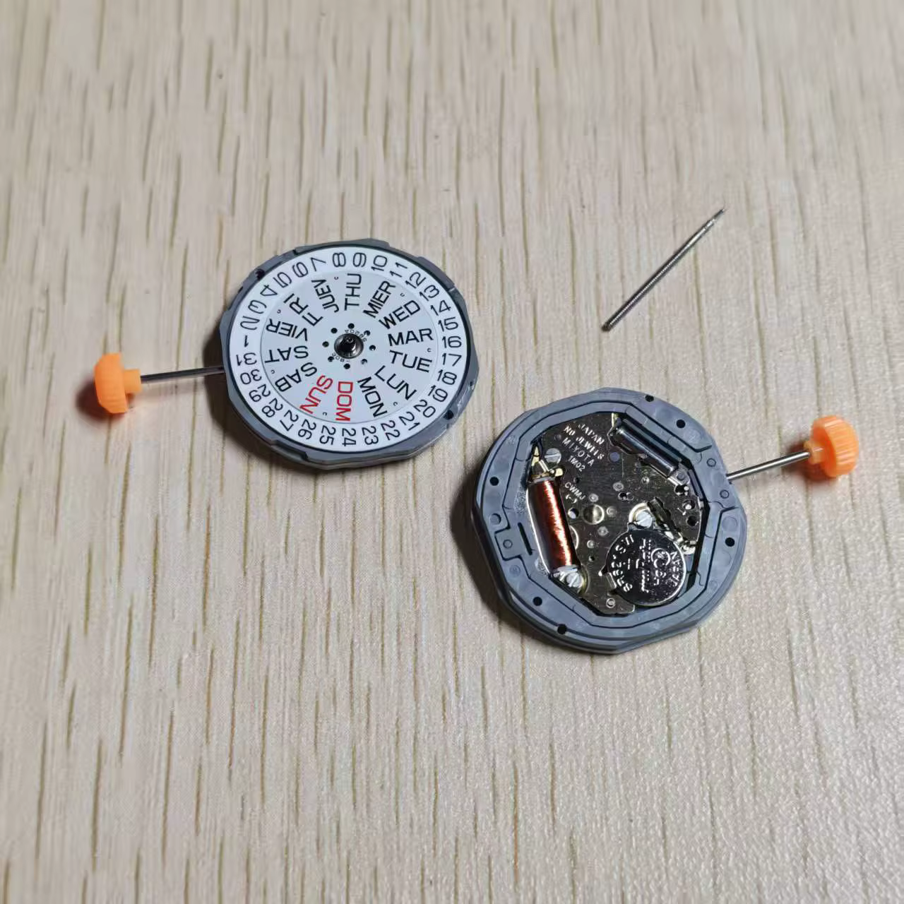 Montre à mouvement à Quartz 1M02 GM02, Double calendrier, 3 aiguilles, avec batterie, accessoires de