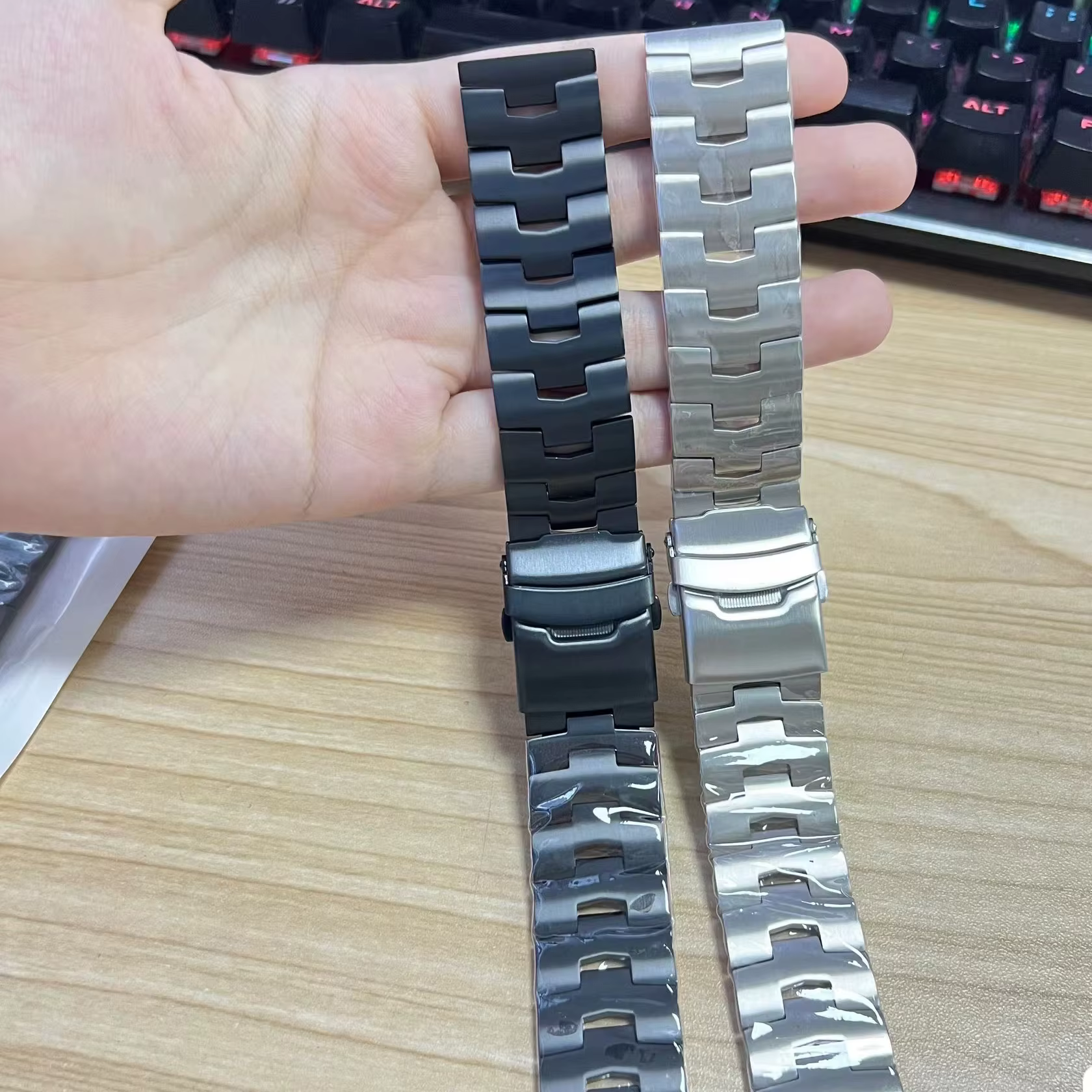 Bracelet de montre en titane solide pour hommes et femmes