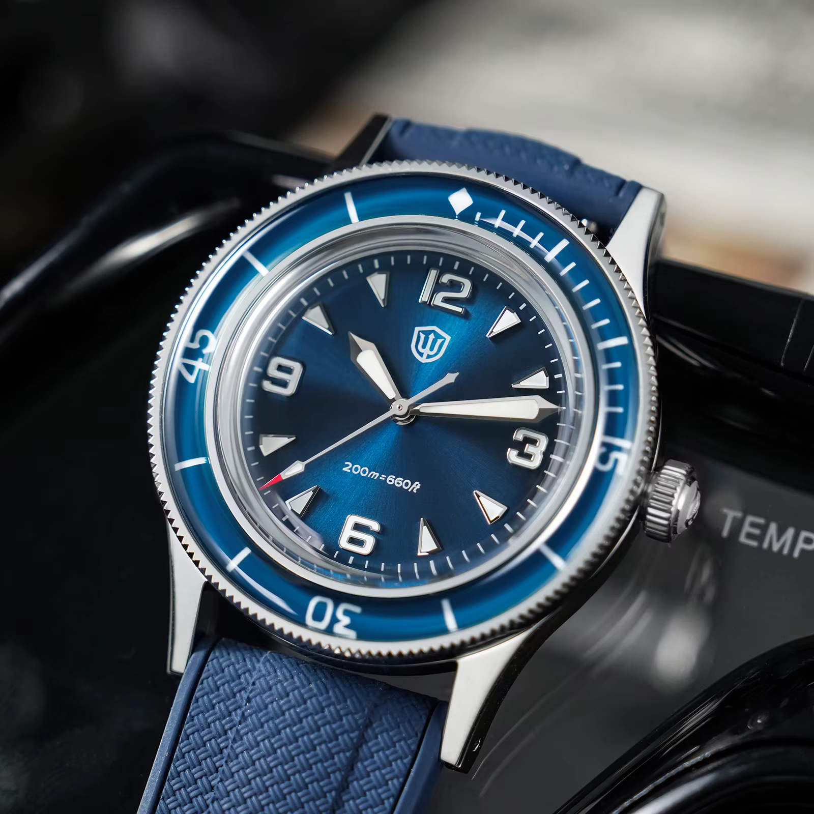Watchdives – montre 50-Fathoms VH31
