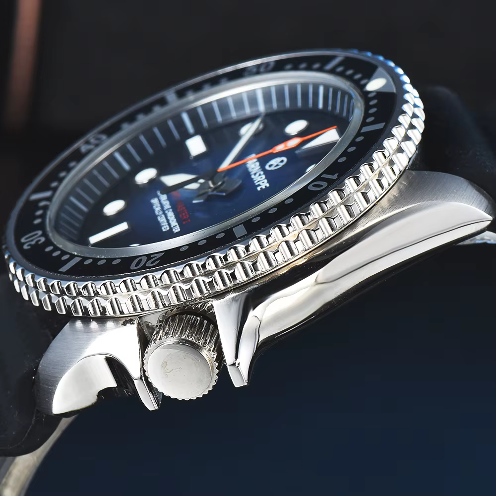 Montre de plongée pour homme avec cadran bleu éclaté