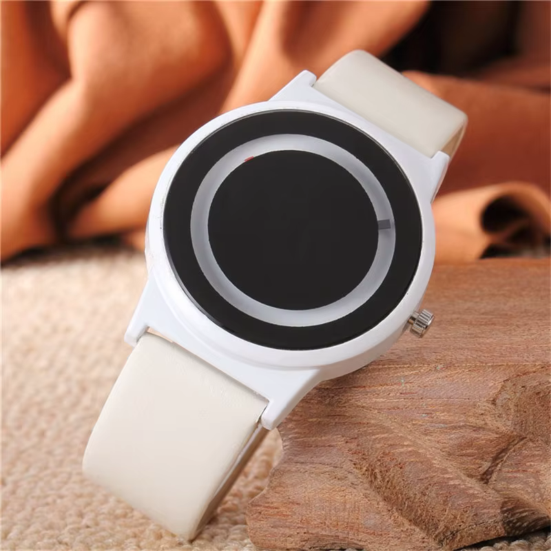 Montres de sport créatives pour hommes
