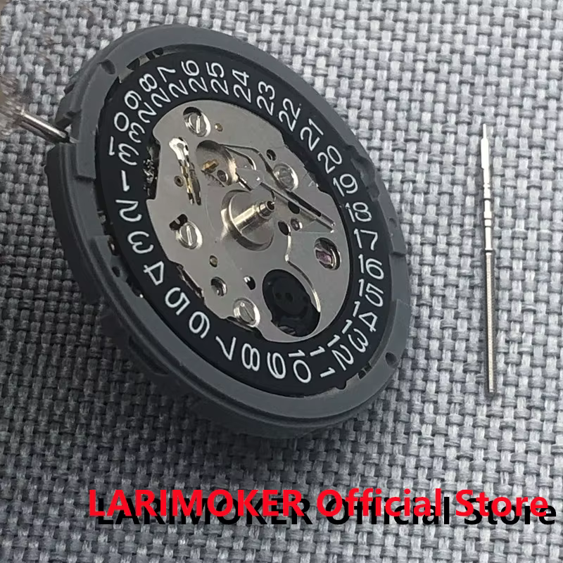 LARIMOKER disque noir de haute précision avec affichage de la Date blanche montre mécanique automatique pour hommes