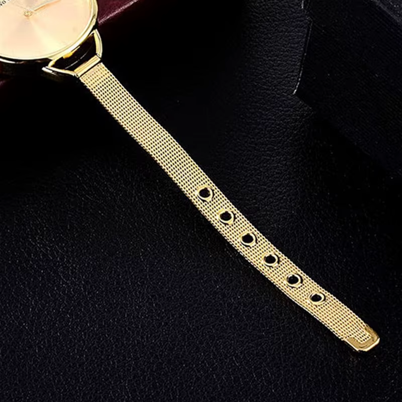 Offre spéciale de luxe femmes montres de mode montre en or