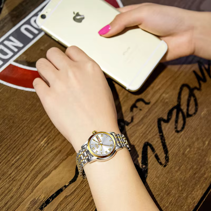 LIGE 2025 nouvelle montre en or femmes montres dames créatif en acier