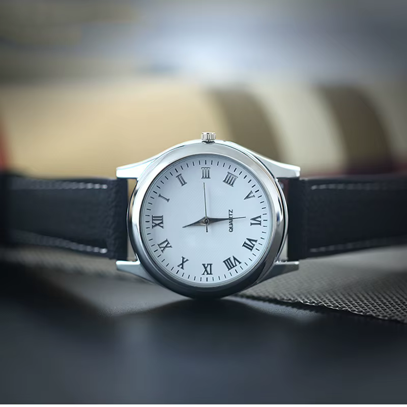 Montre en métal coupe-vent pour homme, briquet sans flamme, Rechargeable USB, outil exquis, gadget cadeau