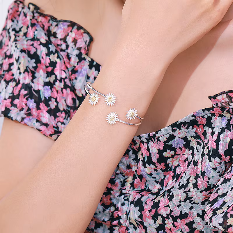 Bracelet manchette réglable en argent Sterling 925 véritable pour femmes, breloque fleur de marguerite, élégant, bijoux cadeau de fête de mariage