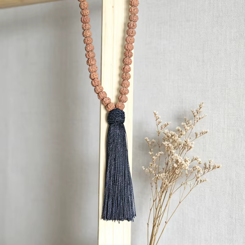 Chapelet de Rudraksha naturel de l'Himalaya 8-9mm, collier de perles de prière bouddhistes, ornement suspendu pour la maison, décoration