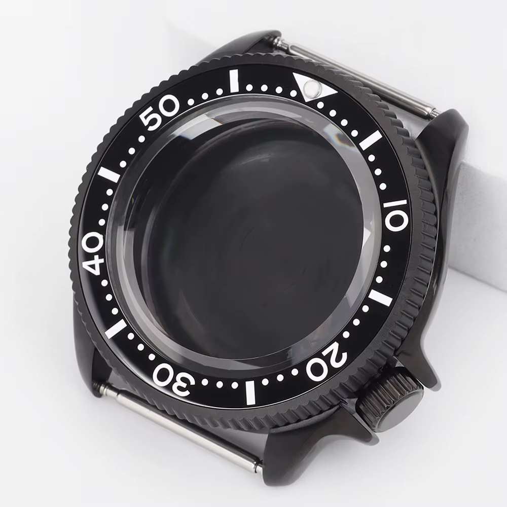 Boîtier de montre en acier SKX013 38 mm pour mouvements NH34 NH35 NH36 NH38