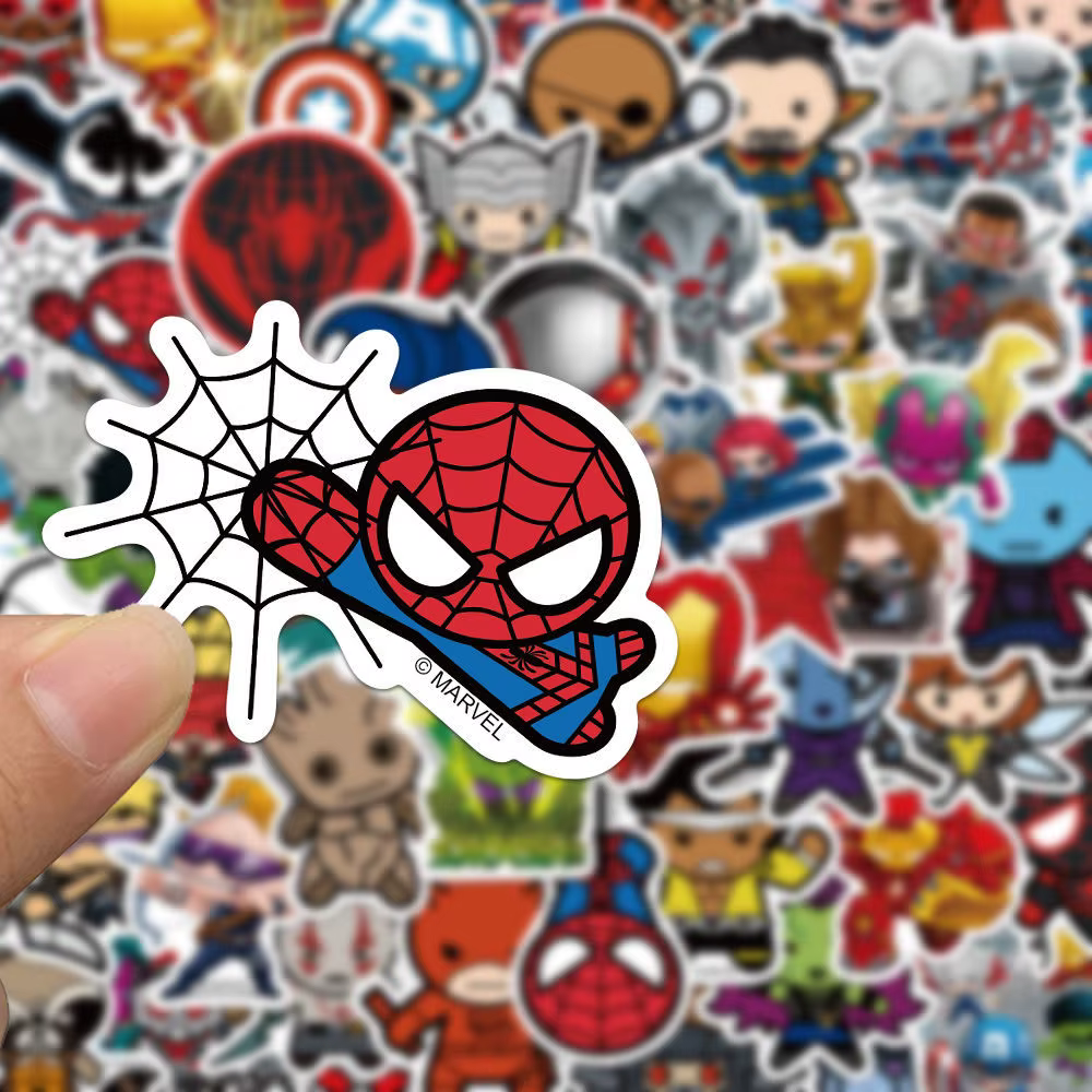 50 pièces Marvel les Avengers Anime dessin animé autocollant bricolage moto casque Skateboard ordinateur portable vélo voiture autocollants imperméables décalcomanies