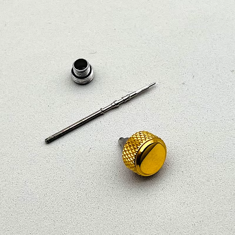 SKXHouseCrown-Couronne de montre moletée gravée en "S"