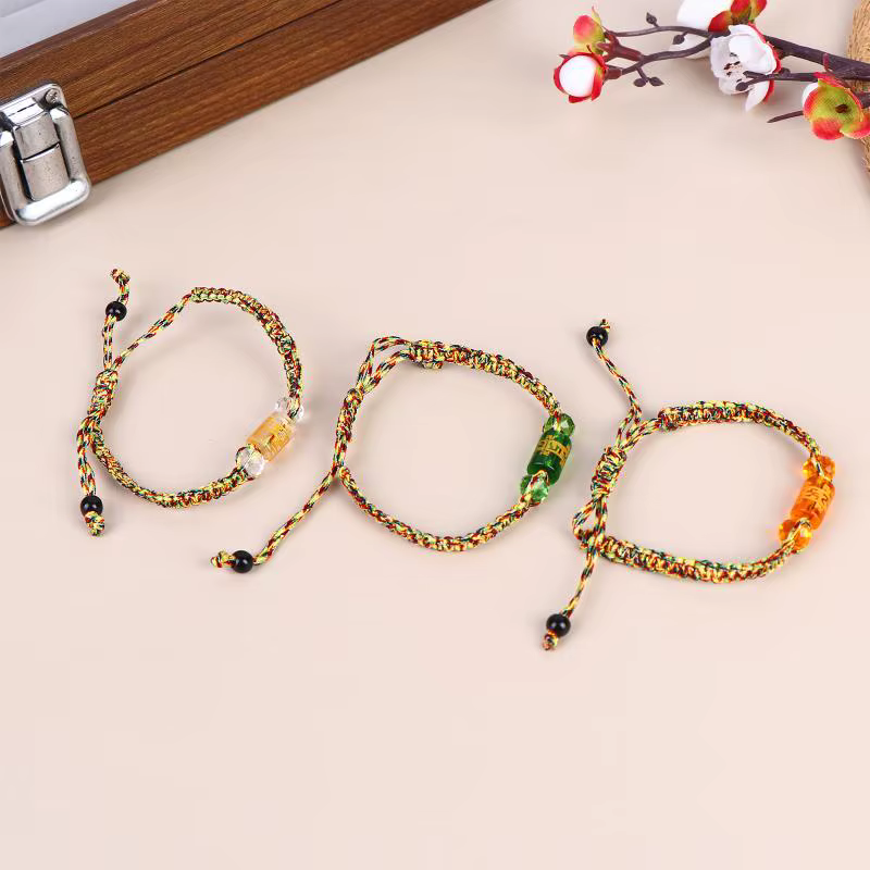 Bracelet tressé ethnique spirituel avec perles de la Véritable Parole à six syllabes, réglable pour le yoga et la méditation, idéal comme cadeau
