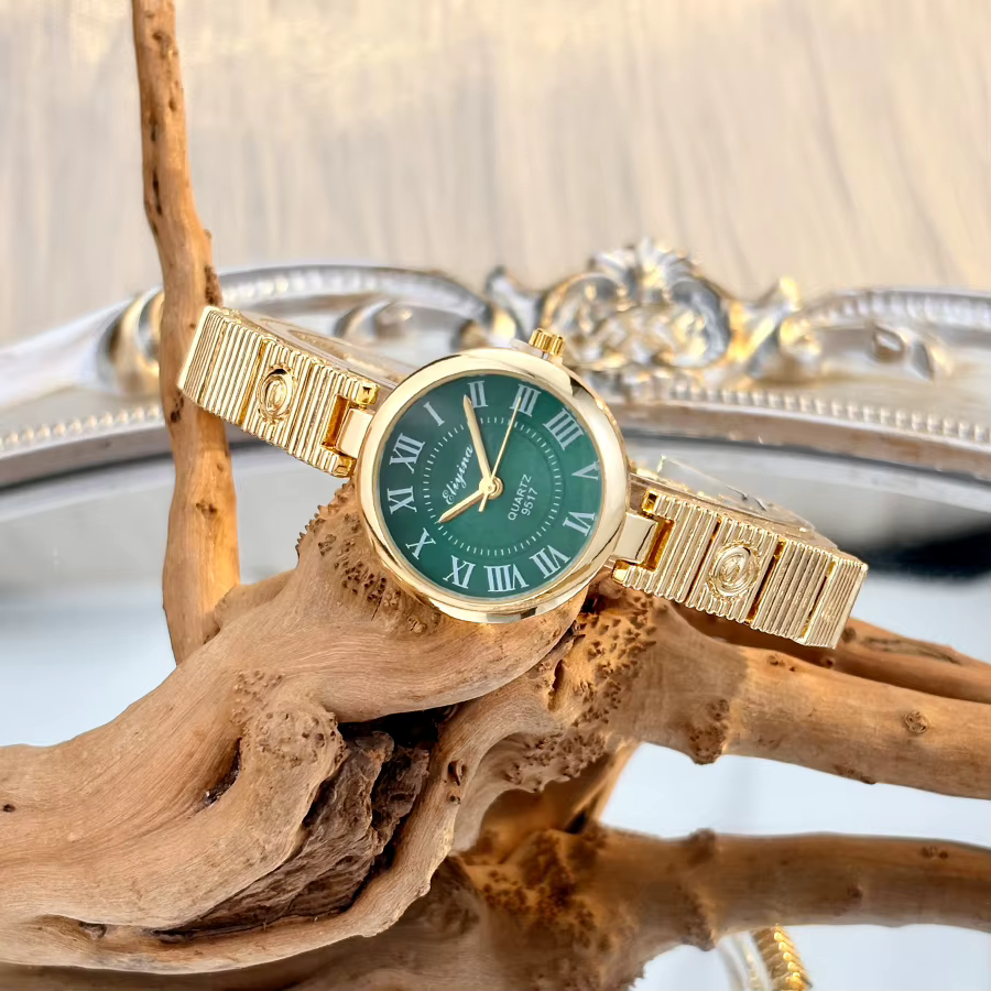 Montre classique pour femme en or vintage E-Character : Une élégance intemporelle