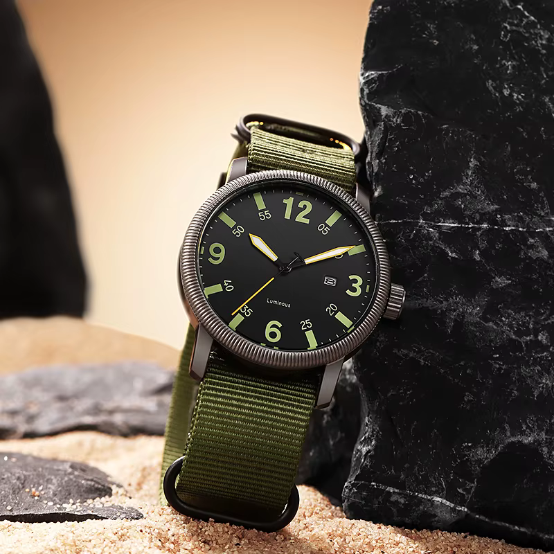 Montre de terrain TPW 2026 avec grands chiffres