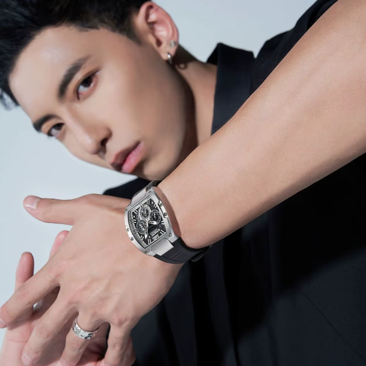 Montres de sport de luxe pour hommes
