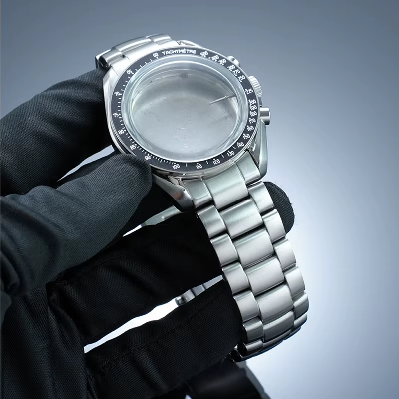 Boîtier de montre Moonswatch amélioré