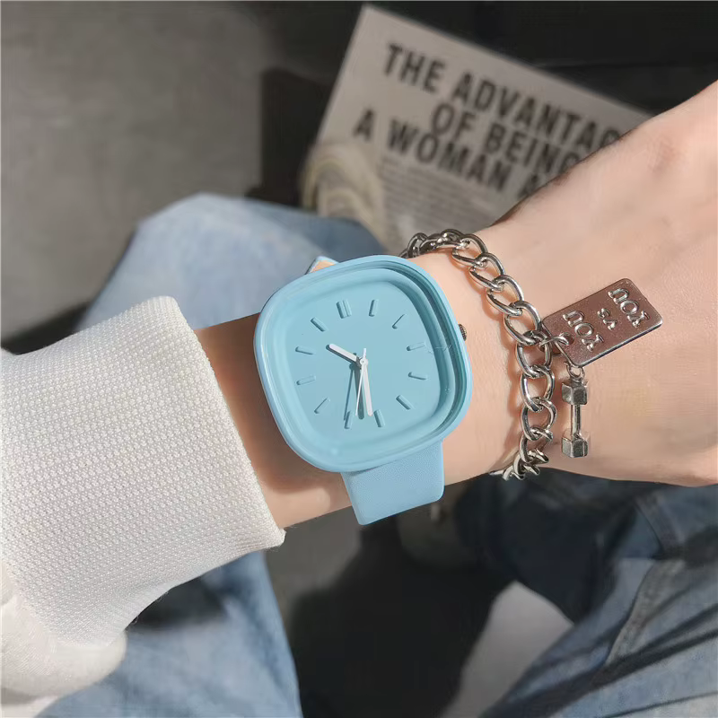 Montres de sport en cuir pour femmes