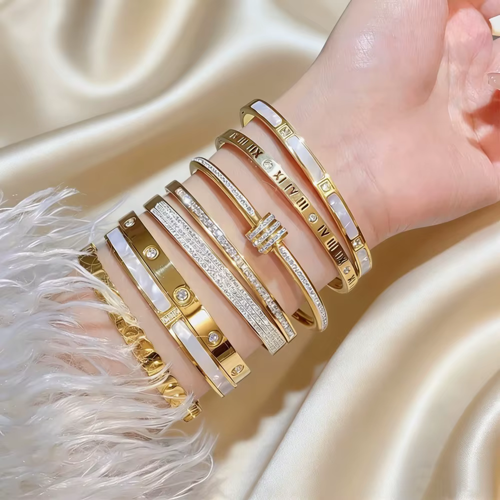 Bracelet jonc de luxe en acier inoxydable plaqué or pour femme, accessoire de mode, cadeau fête des Mères ﻿