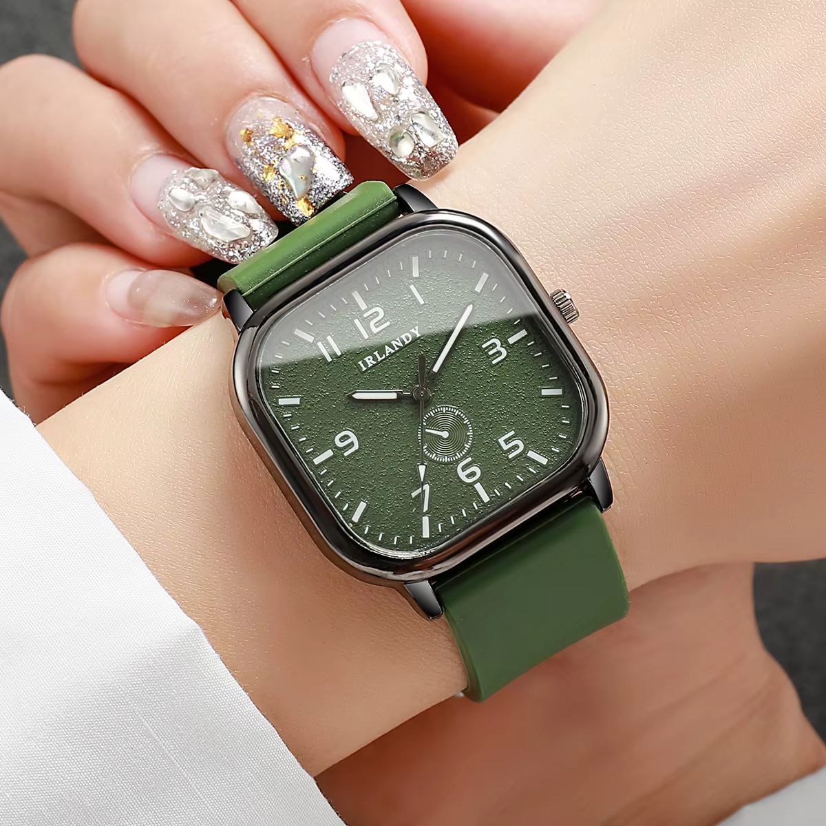 Montre carrée pour femme