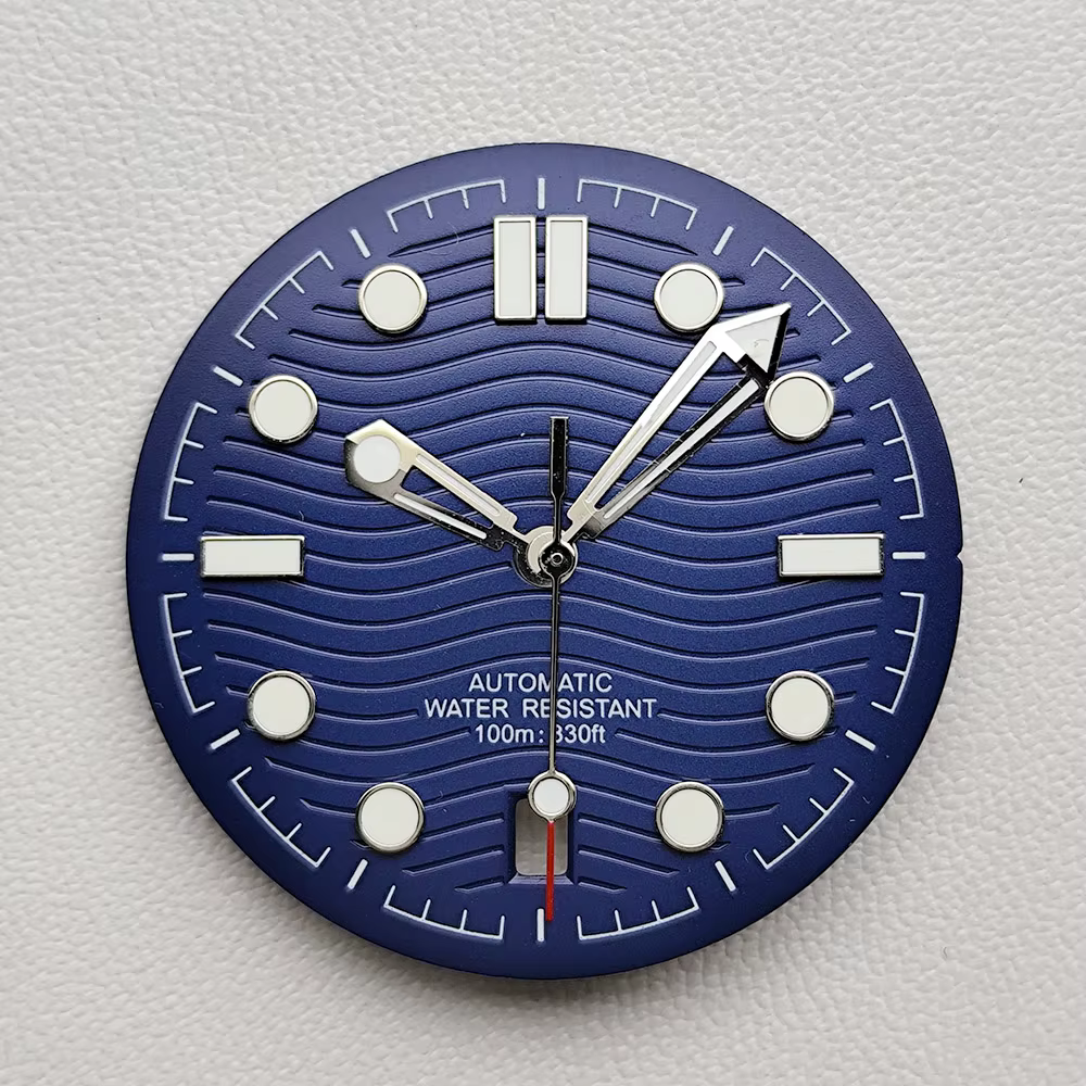 Nouveau cadran de 31.7mm de diamètre adapté au mouvement NH35 C3