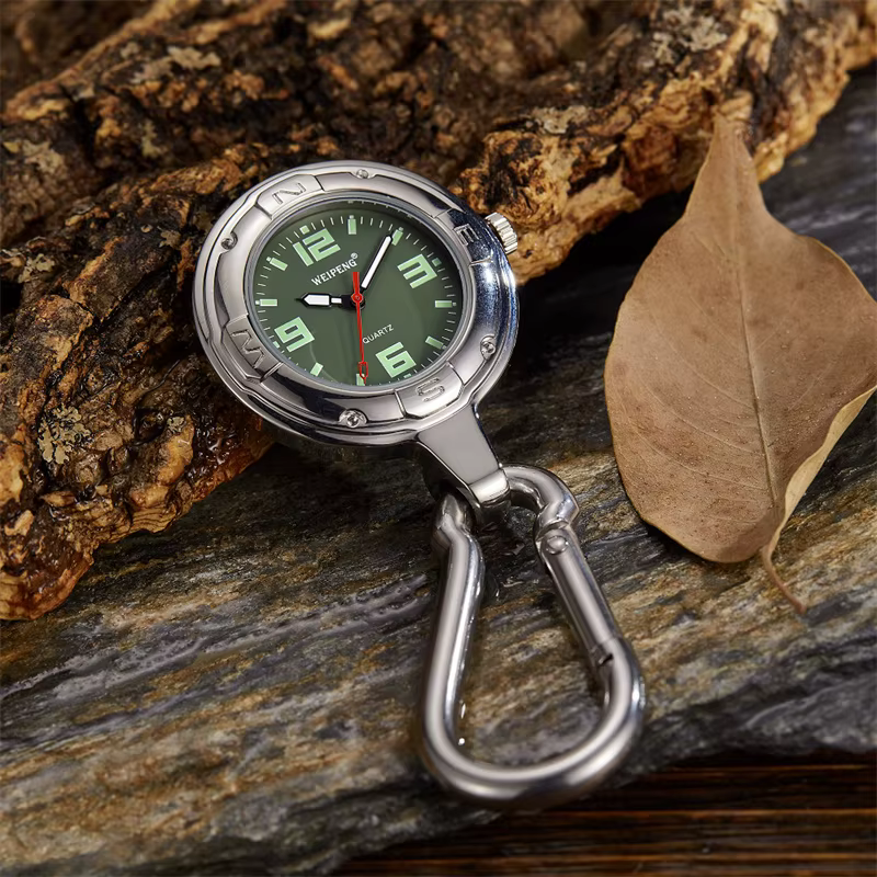 Montre de loisirs à la mode pour hommes