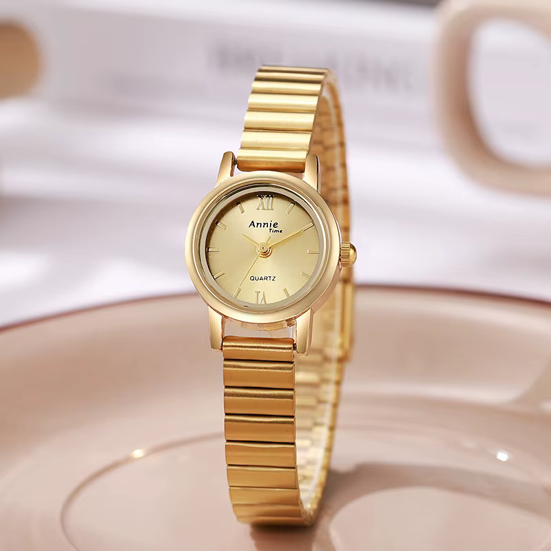 Nouvelle montre en or mode Simple cadran rond montres à Quartz pour femmes dames cadeau de luxe réglable bracelet en acier inoxydable montre-bracelet