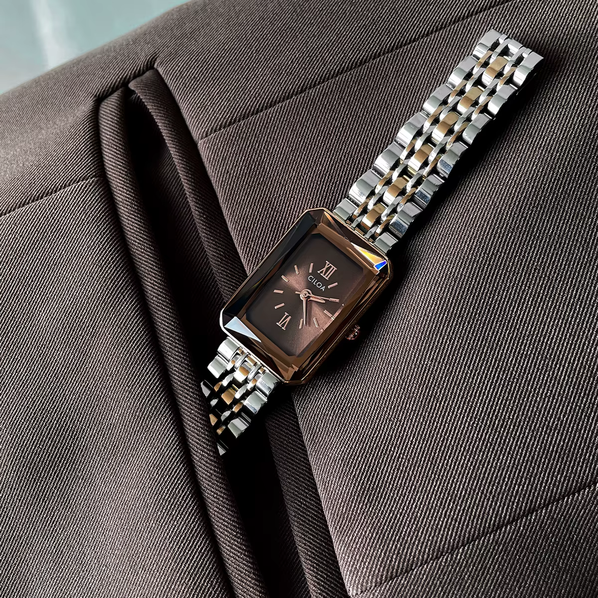 Montre rétro CILOA pour femme
