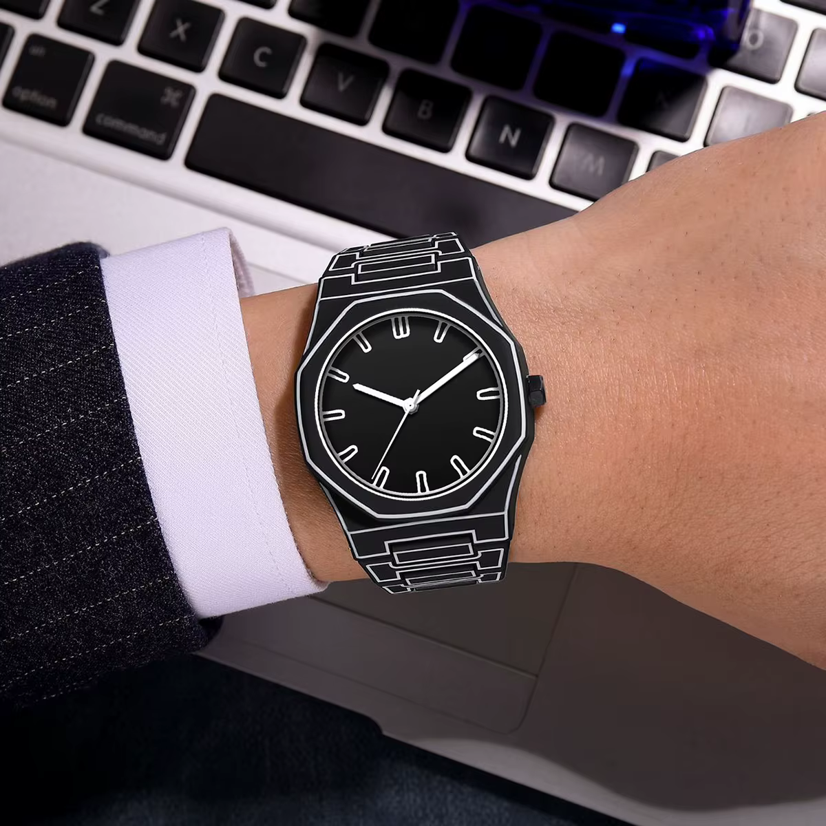 Nouvelle montre à quartz 2026 avec bracelet en silicone et design de bande dessinée