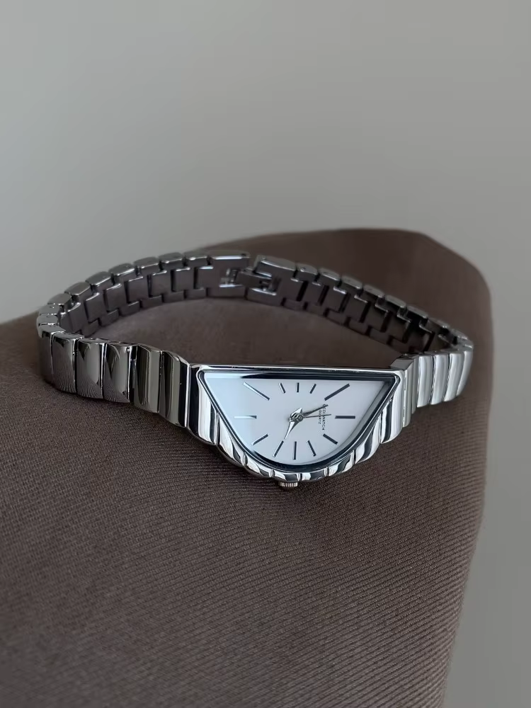 Montre à Quartz semi-circulaire Vintage en argent pour femmes