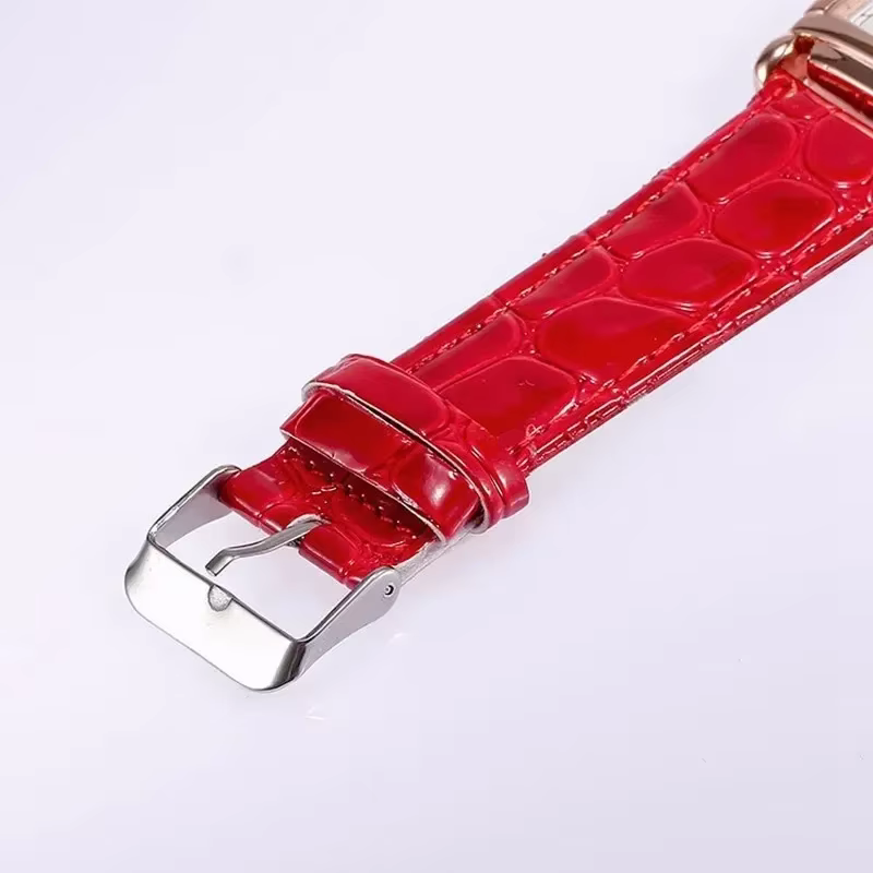 Montre à quartz avec bracelet en cuir pour femme