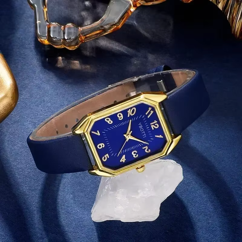 Montre-bracelet à quartz carrée pour femme