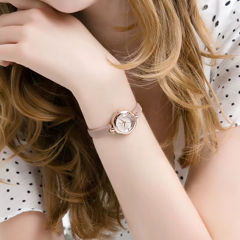 Mini montre pour femme