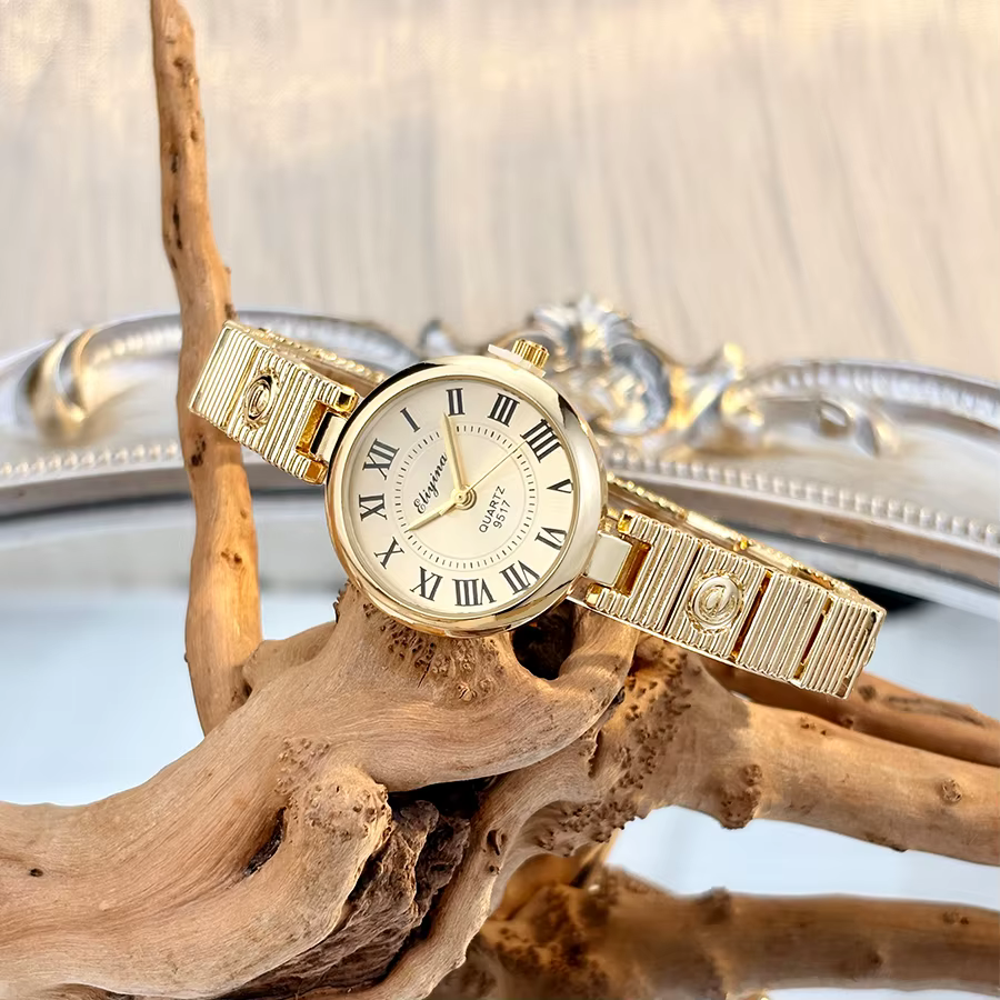 Montre classique pour femme en or vintage E-Character : Une élégance intemporelle