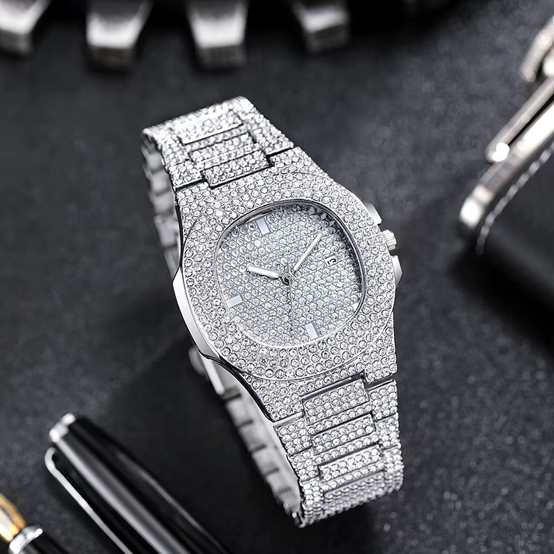 Montre-bracelet en or et argent glacé pour femme
